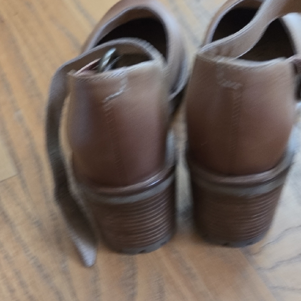 Seychelles Tan Leather Mary Jane Clogs - Picture 3 of 4